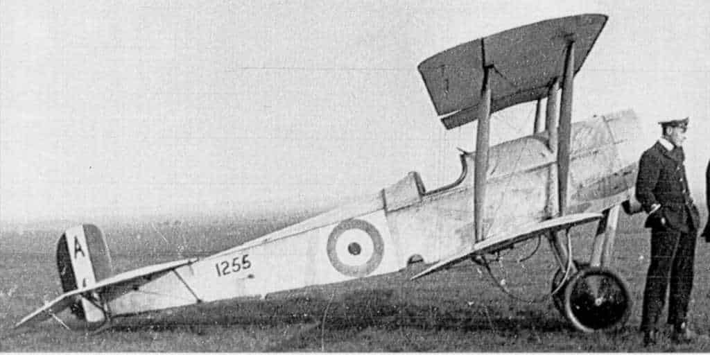 Истребитель Бристоль Тип 1 «Скаут» С № 1255 – машина из первого заказа для RNAS с задним расположением маслобака. Этот самолет потом использовался как палубный на авианосце «Виндекс»